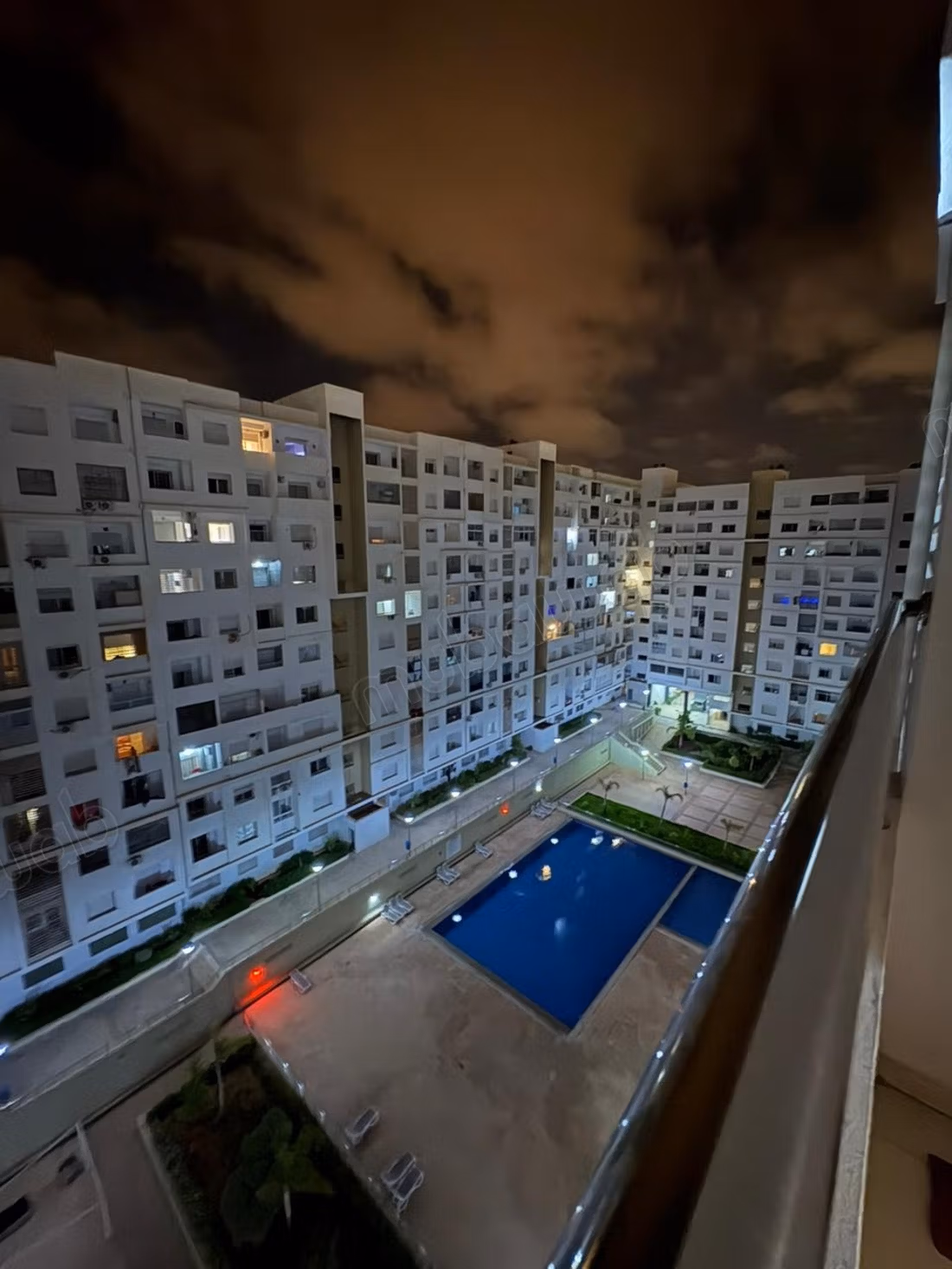Super appartement te huur in Hay Mohammadi. 2 grote kamers. Inbraakwerende deur en beveiligd complex