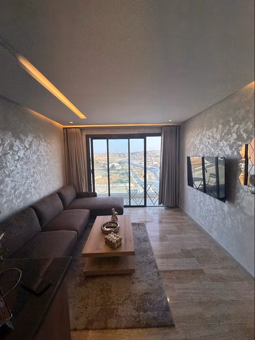 Apartamento lujoso en torre triple