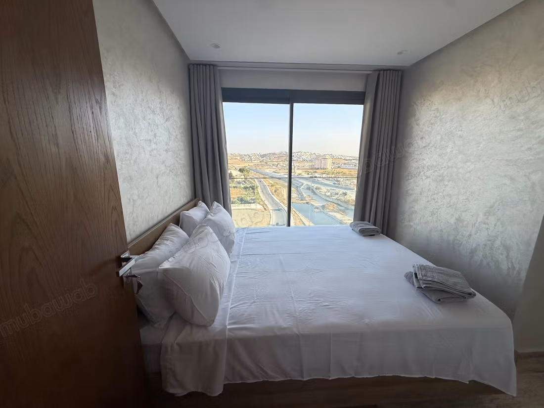 Apartamento lujoso en torre triple