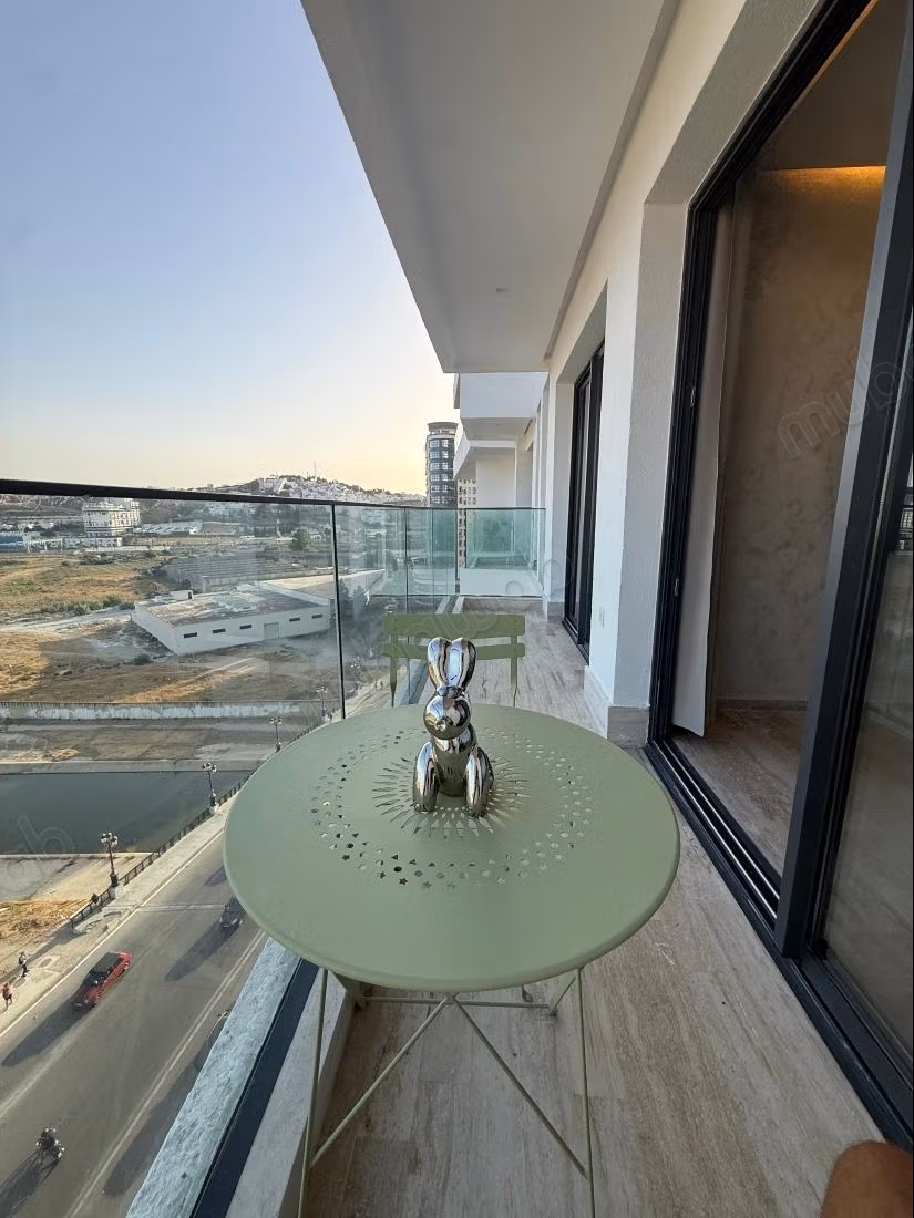 Apartamento lujoso en torre triple