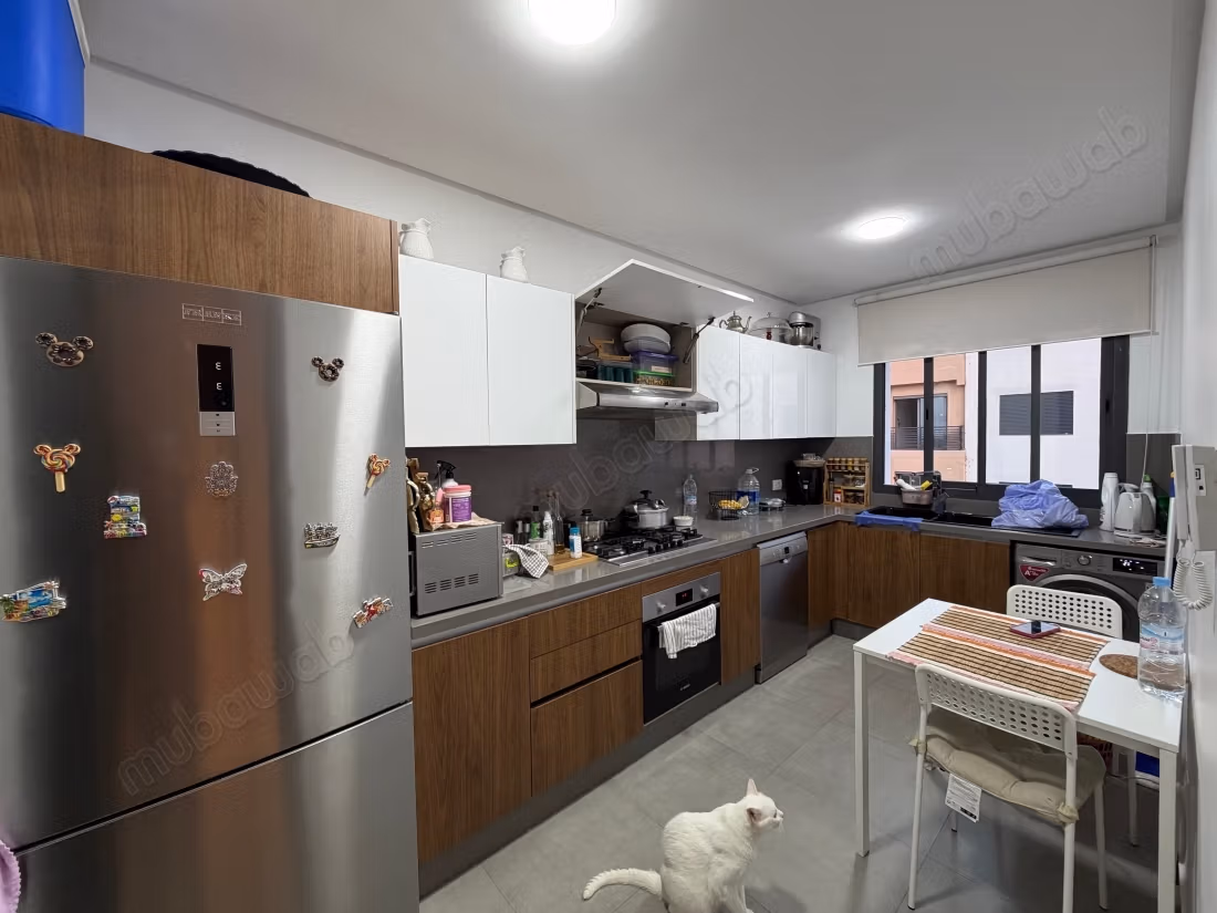 Verkoop van een prachtig appartement in Les princesses. 3 grote woonruimtes