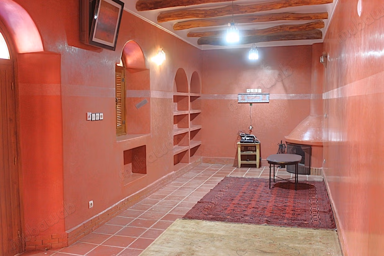 Atypique Maison semi meuble a Louer
