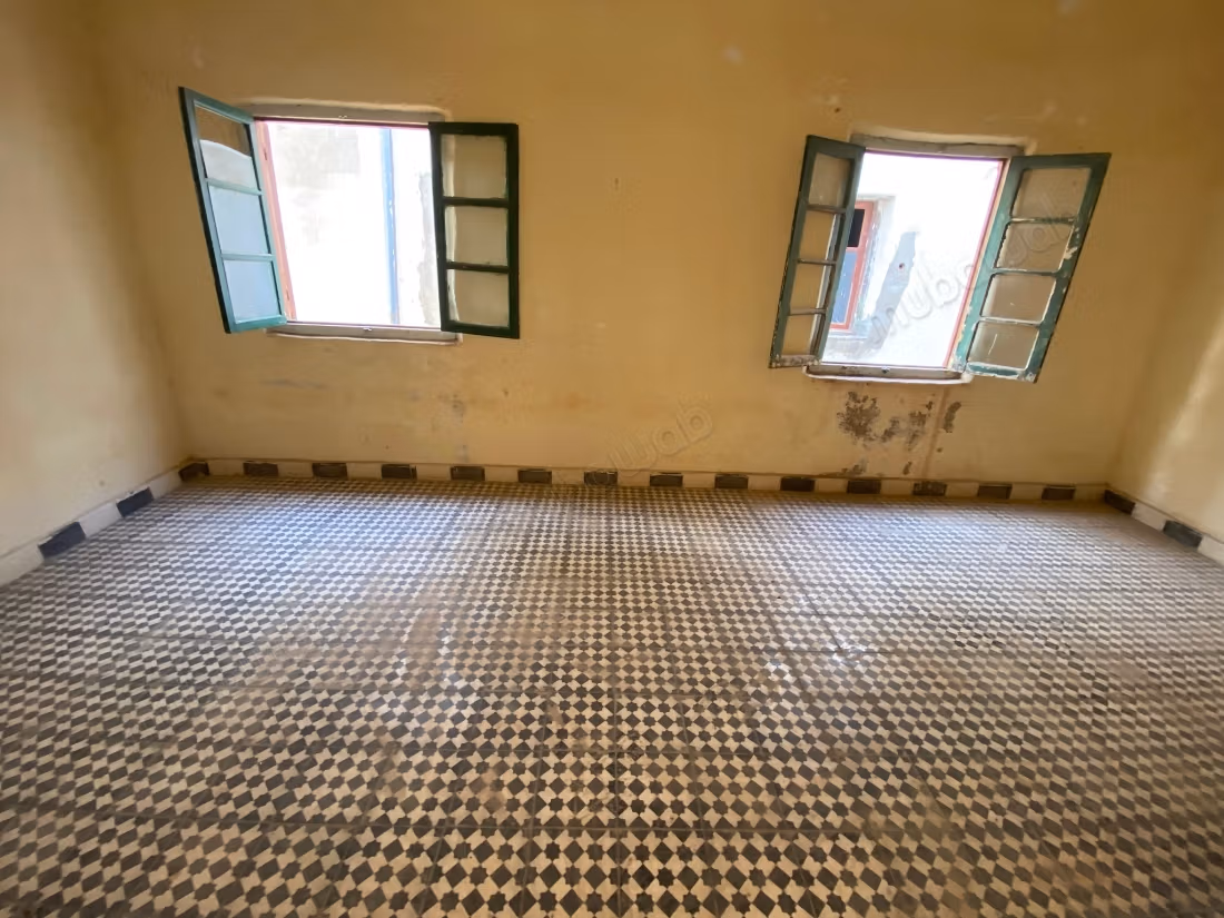 Apartamento bien situado a renovar según tus gustos
