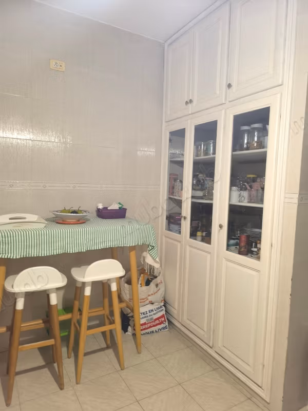 Affitta questo appartamento a La Marsa Ville. Superficie totale 100 m². Arredato