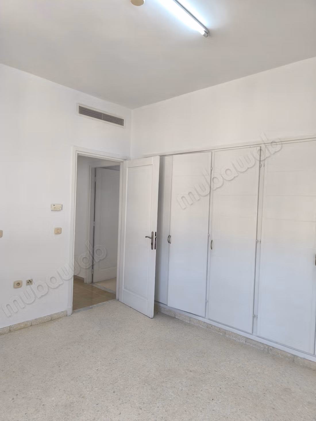 Appartamento in affitto a La Marsa Ville. 3 belle camere. Vetri doppi e riscaldamento centralizzato