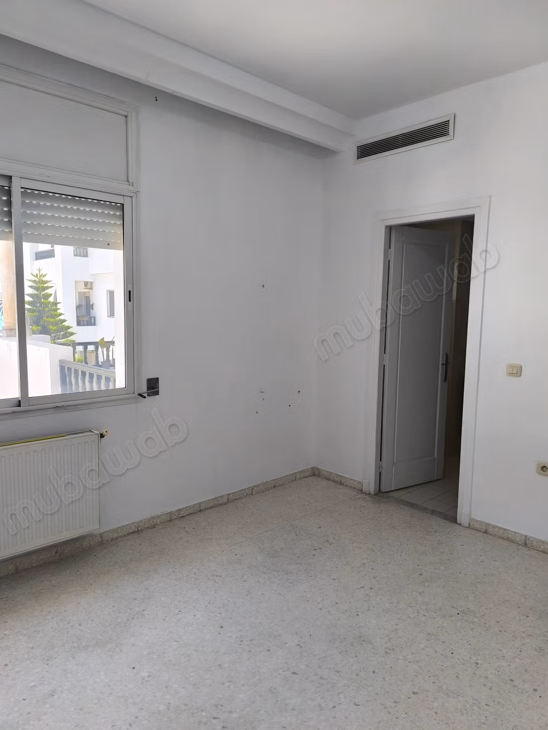 Appartamento in affitto a La Marsa Ville. 3 belle camere. Vetri doppi e riscaldamento centralizzato