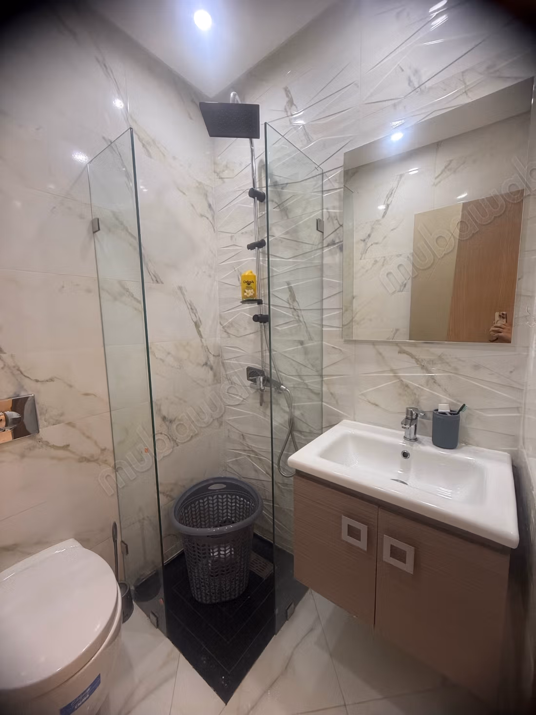 Appartement à louer au centre de Mdiq pour les familles
