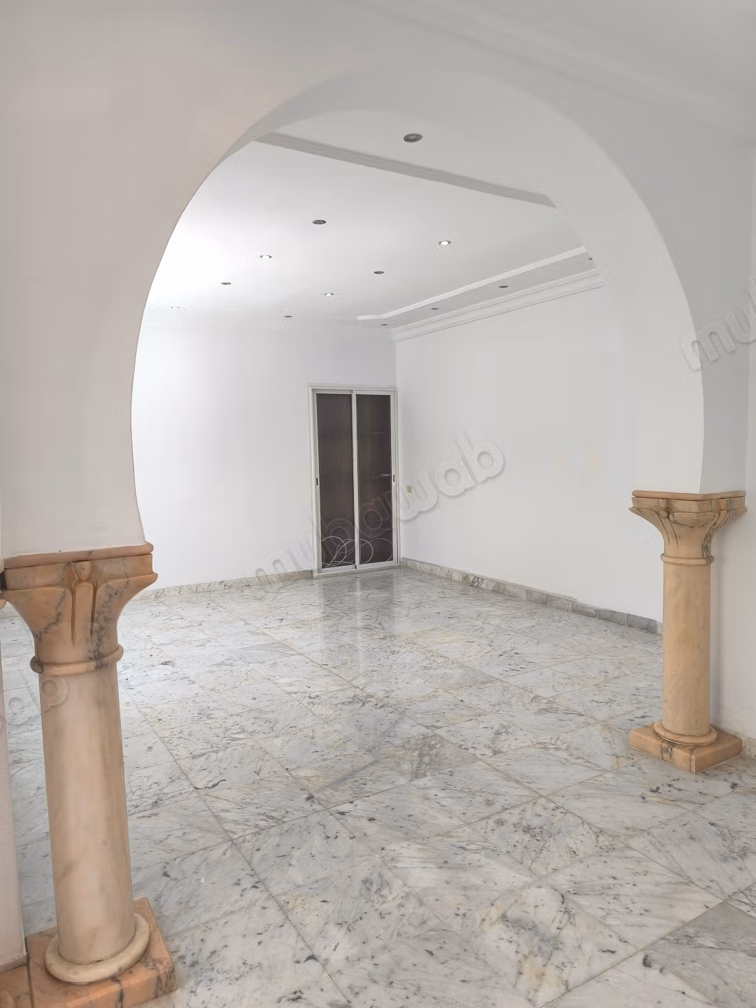 Affitto di una casa a La Marsa Ville. 3 camere da letto. Porta blindata e parabola