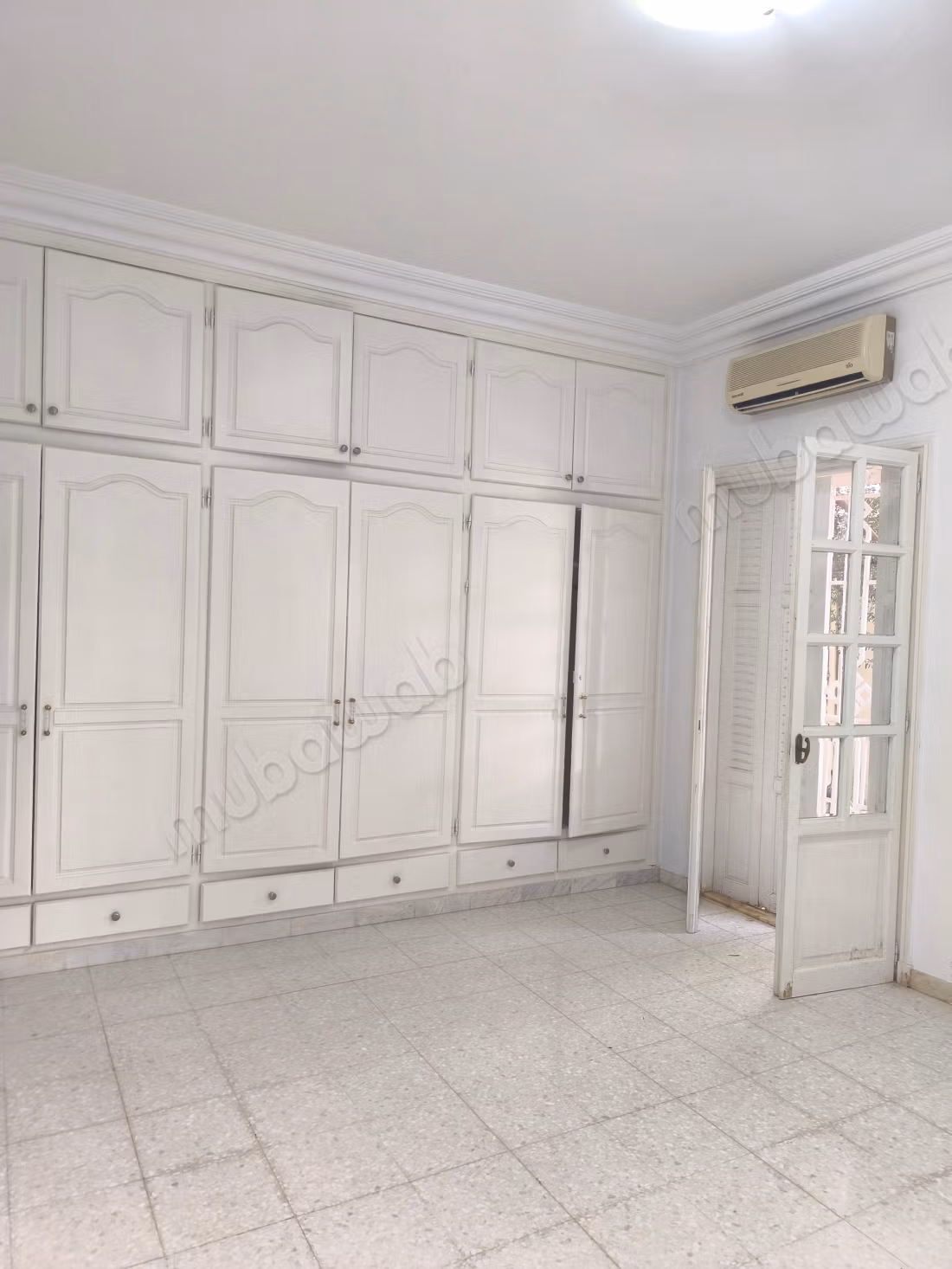 Affitto di una casa a La Marsa Ville. 3 camere da letto. Porta blindata e parabola