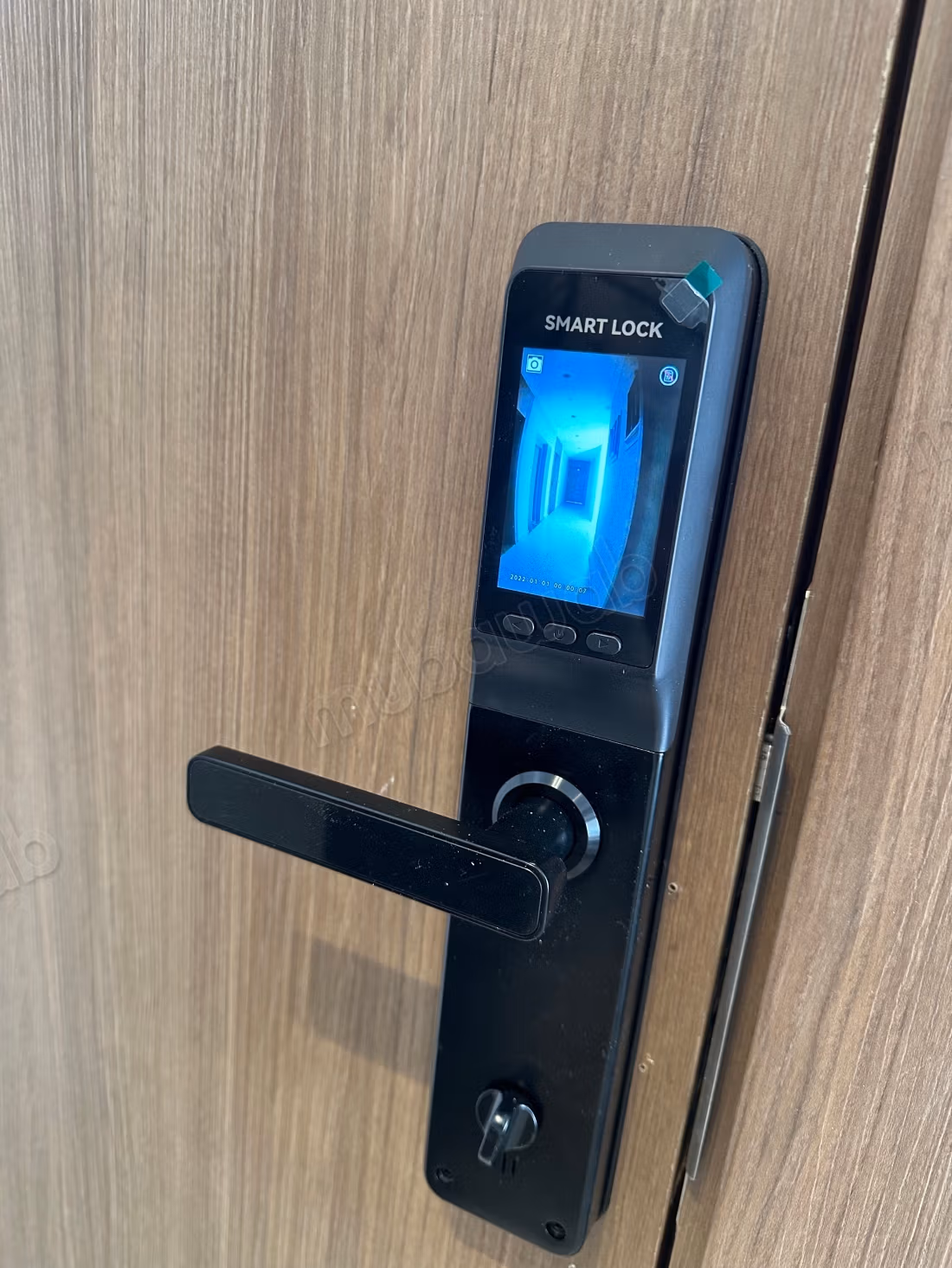 Alquiler de un apartamento en Sala el Jadida. Superficie de 90 m². Garaje y terraza