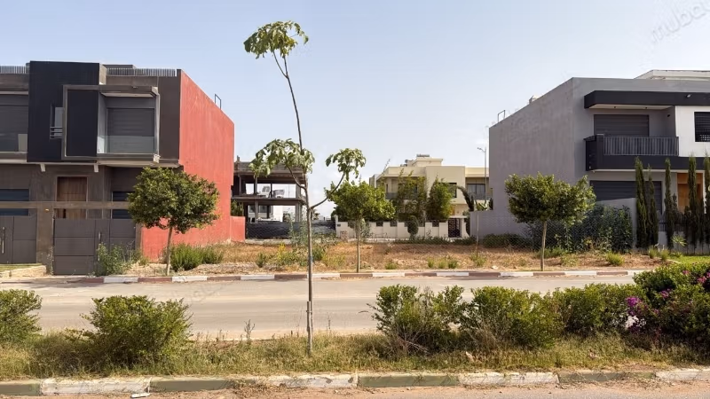 Terreno para villa en Victoria Bouskoura