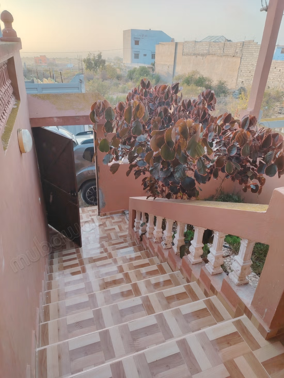 بيت جميل للإيجار. غرفة واحدة. مزين بشكل جيد