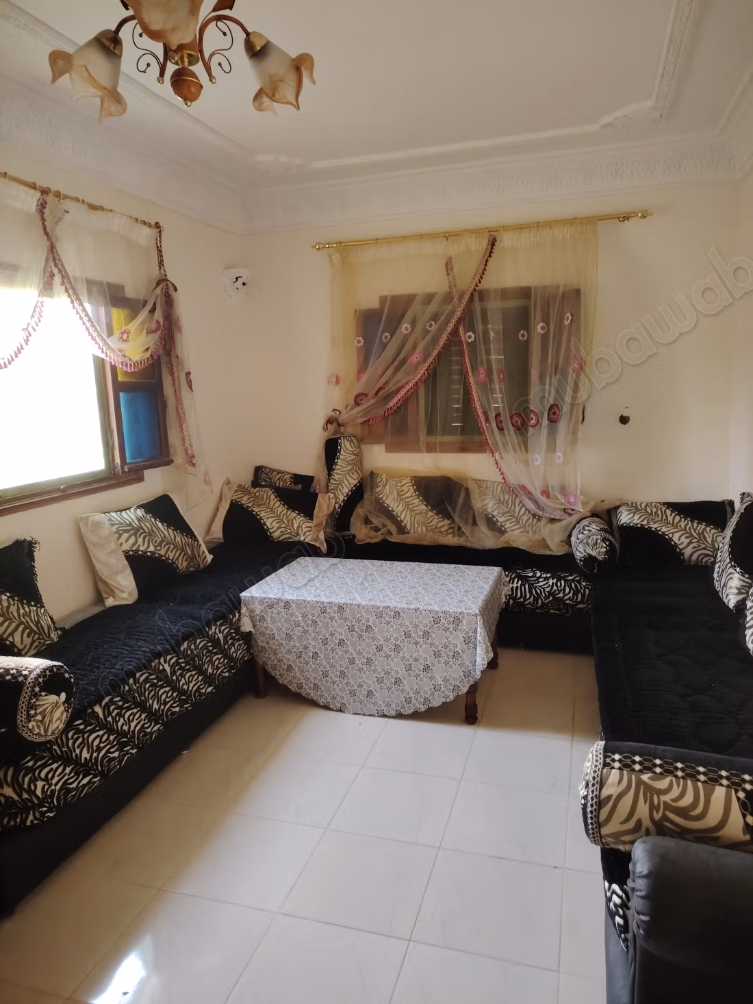 بيت جميل للإيجار. غرفة واحدة. مزين بشكل جيد