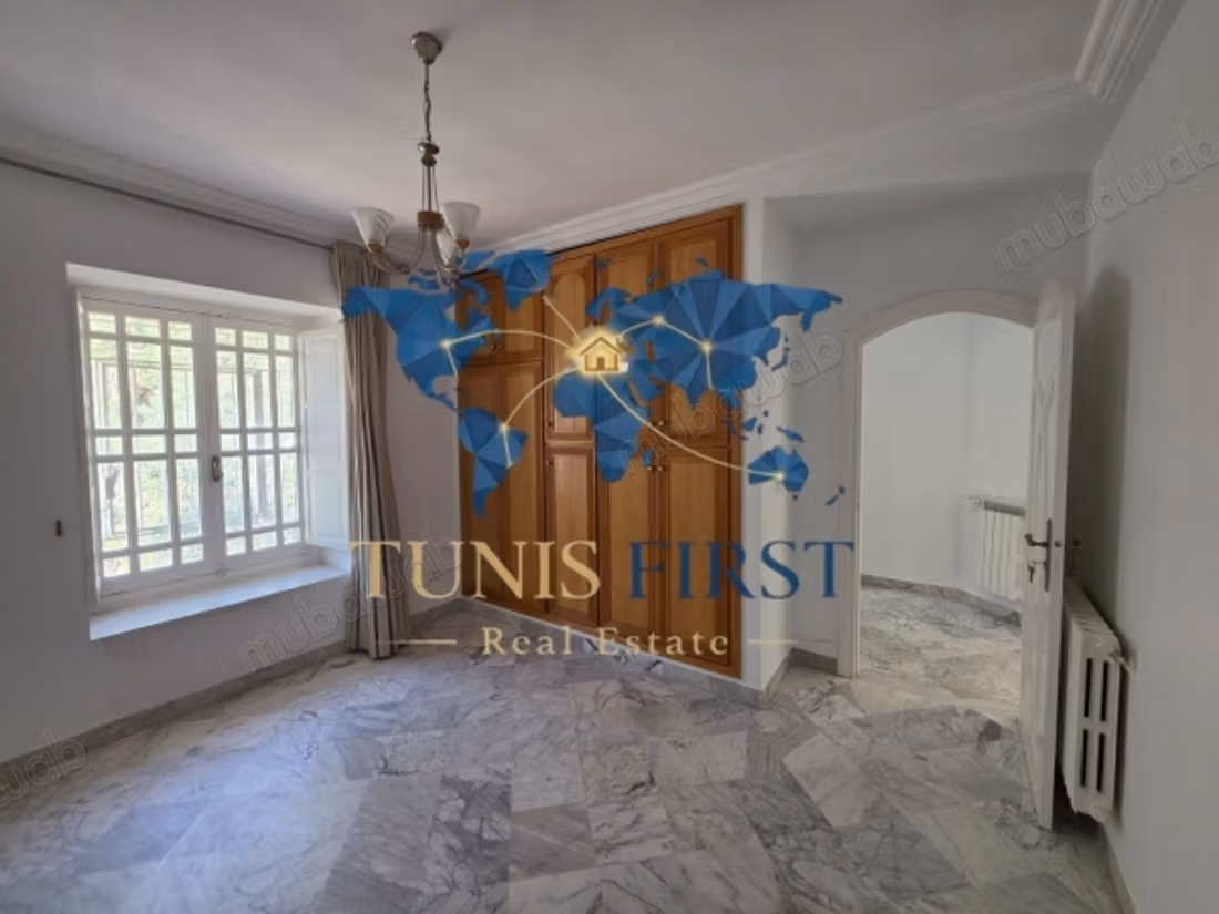 A Louer magnifique Villa à cité les pins