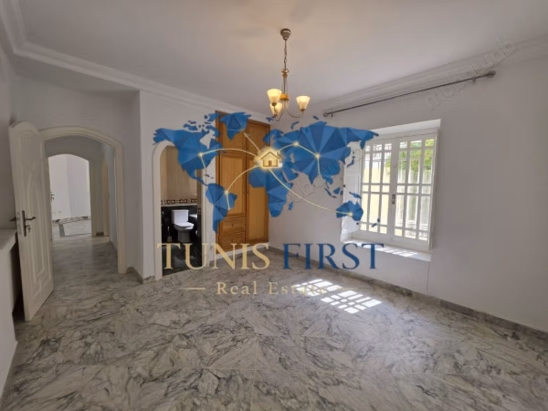 A Louer magnifique Villa à cité les pins