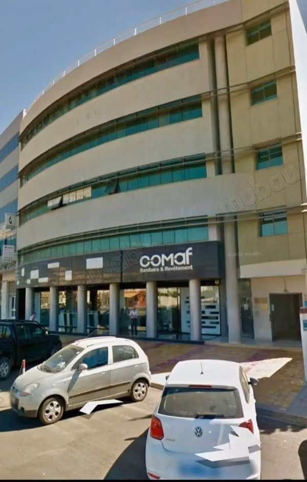 Locale commercial nouvelle ariana interdit aux cafés et restaurants