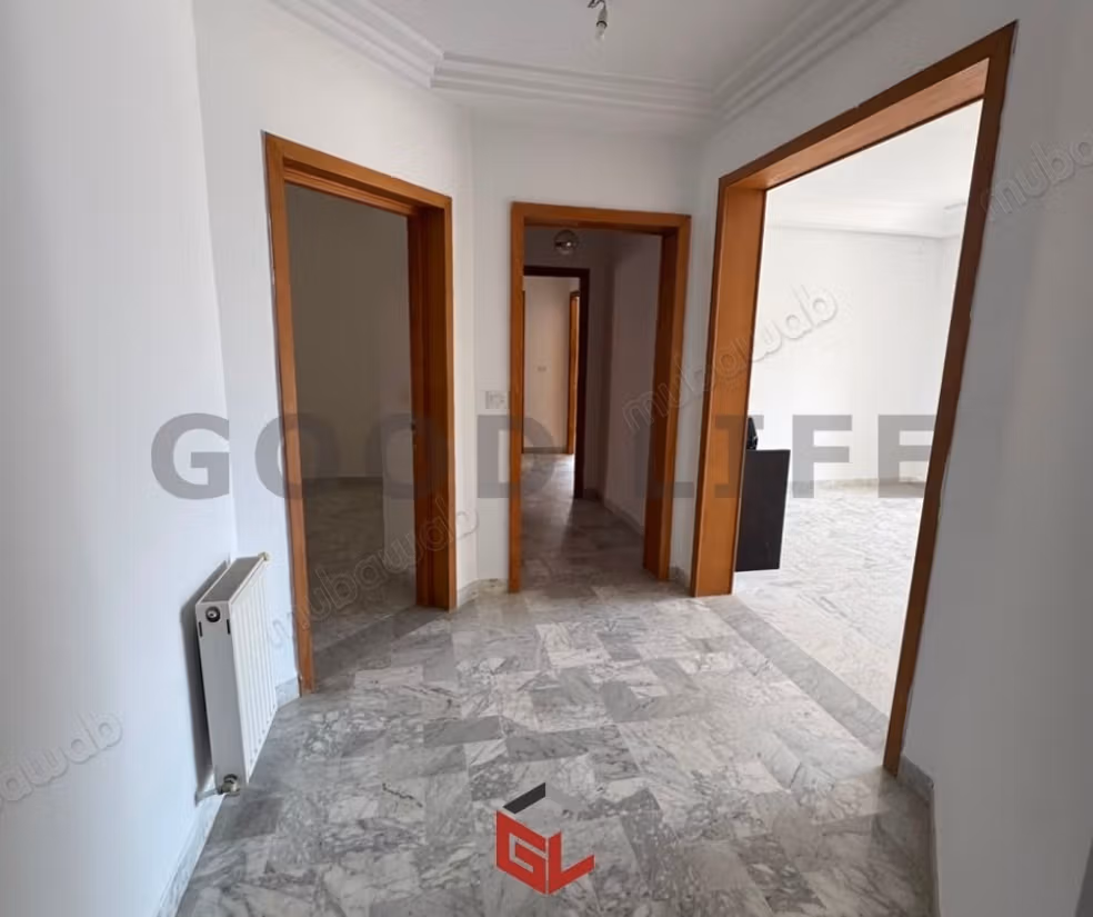 À louer un appartement S4 aux jardins de Carthage