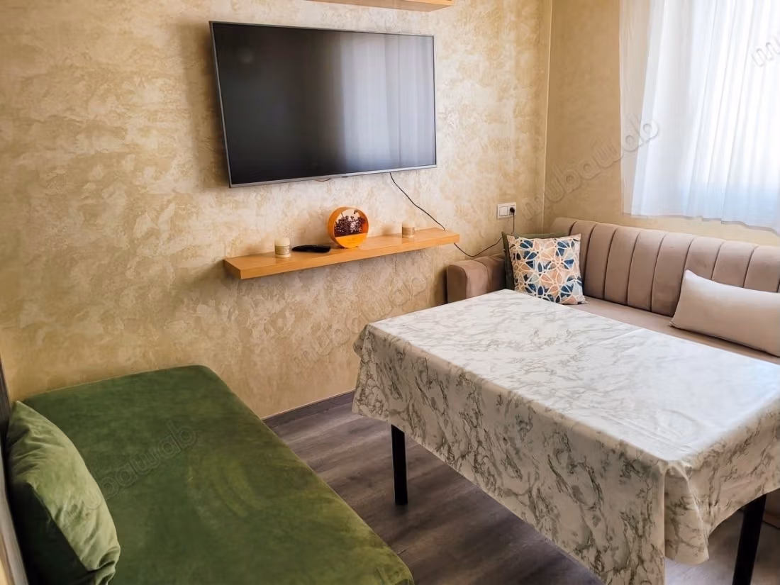 Appartamento in affitto nel quartiere Golf. 3 belle camere. Arredato