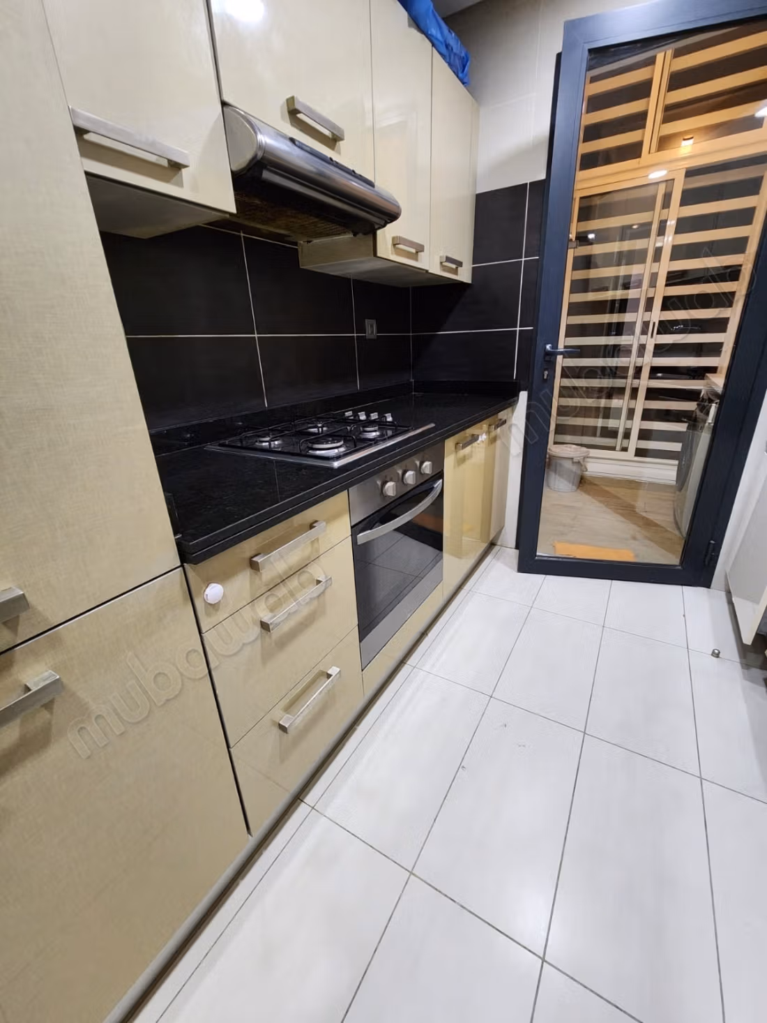 Huur dit appartement in Prestigia Riyad. 2 grote kamers. Goed gemeubileerd