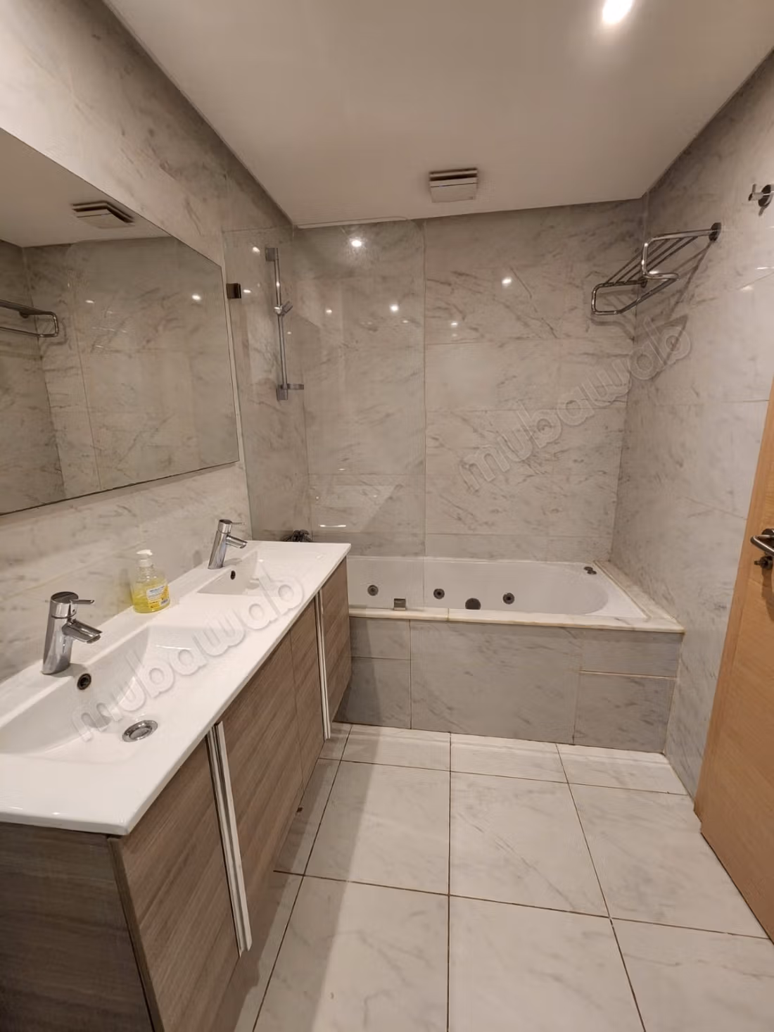Huur dit appartement in Prestigia Riyad. 2 grote kamers. Goed gemeubileerd