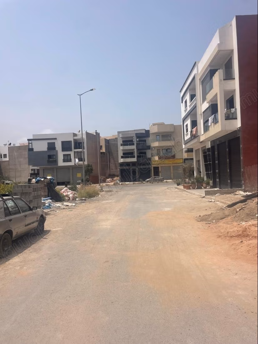 Local commercial à louer 
dar bouazza 
ansari abrar