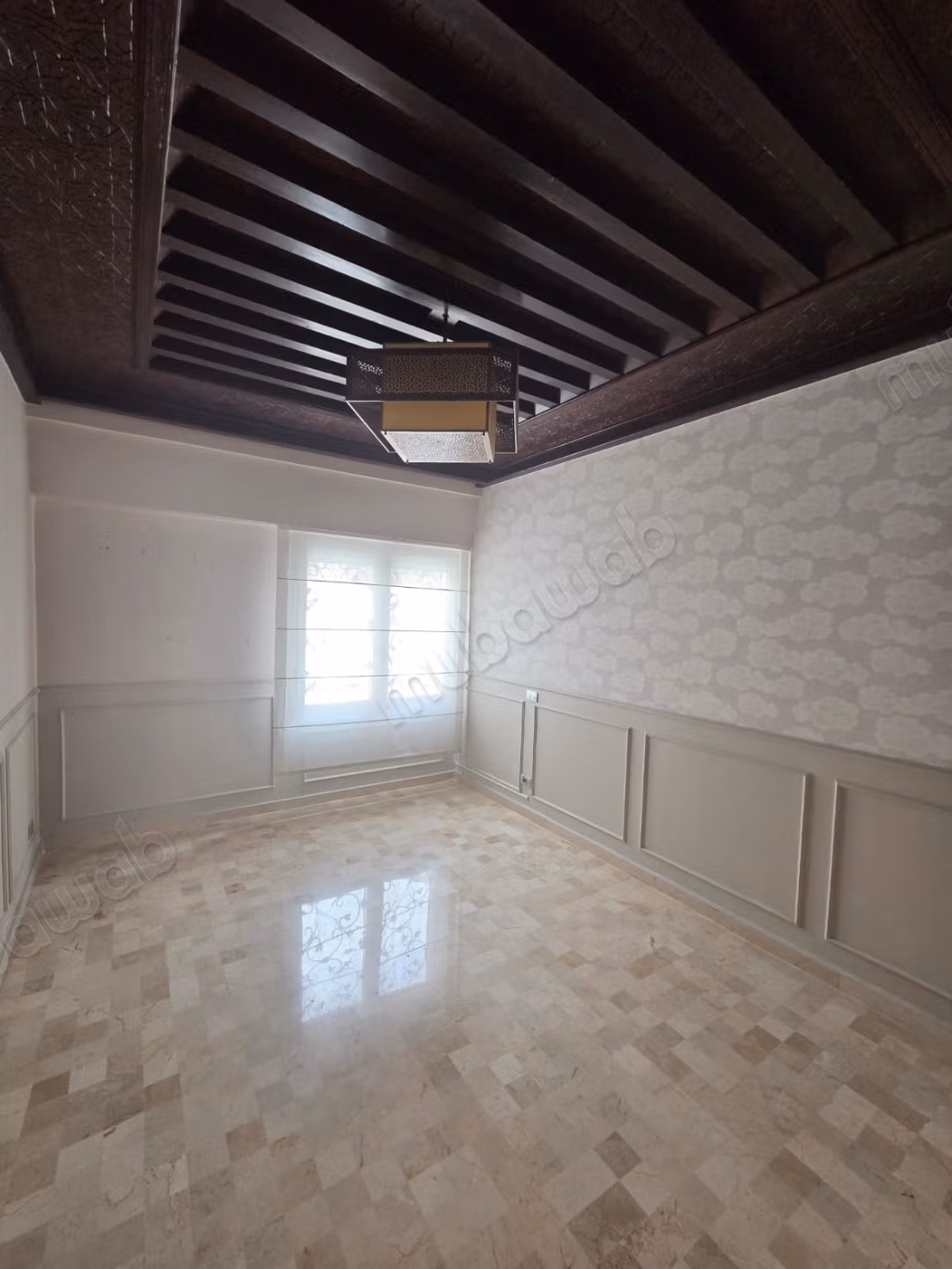 Apartment for rent in Triangle d'Or. 4 comfortable rooms. Well furnished