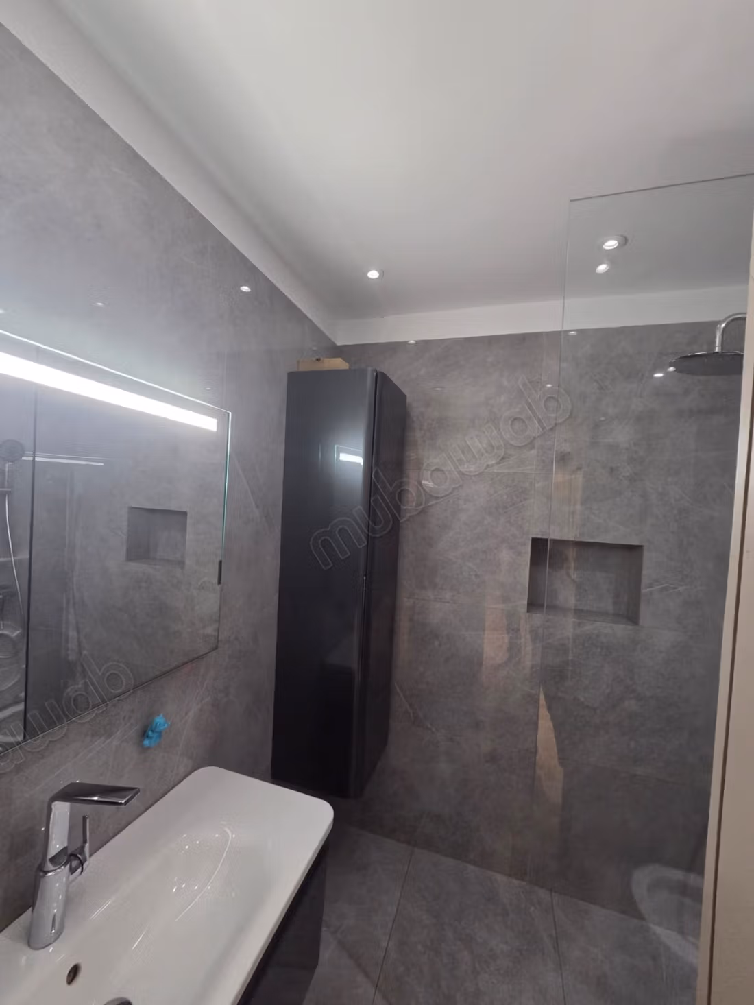 Apartment for rent in Triangle d'Or. 4 comfortable rooms. Well furnished
