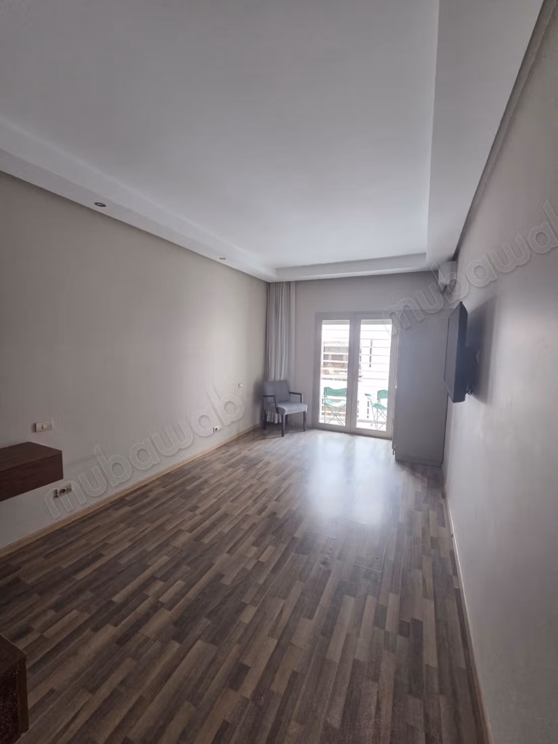 Apartment for rent in Triangle d'Or. 4 comfortable rooms. Well furnished