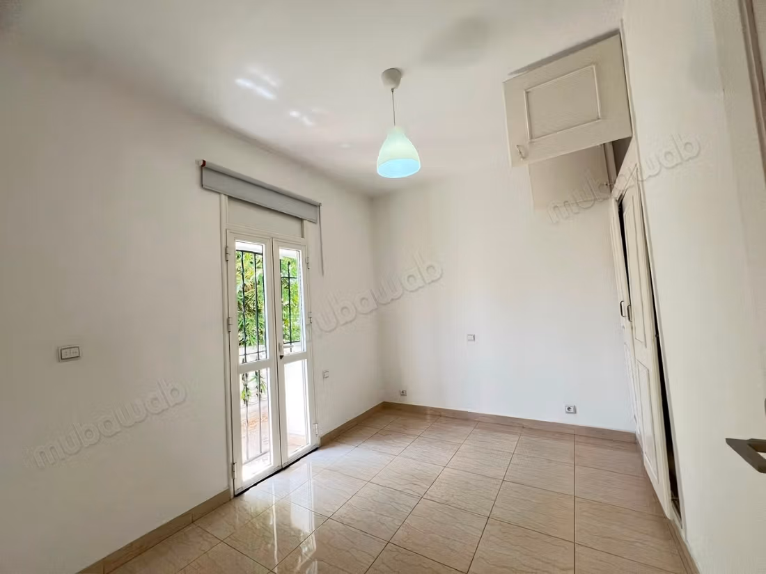Magnifique villa vide à louer sur Ain Diab