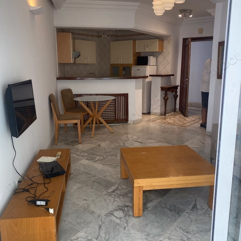 À vendre appartement S1 avec jardin