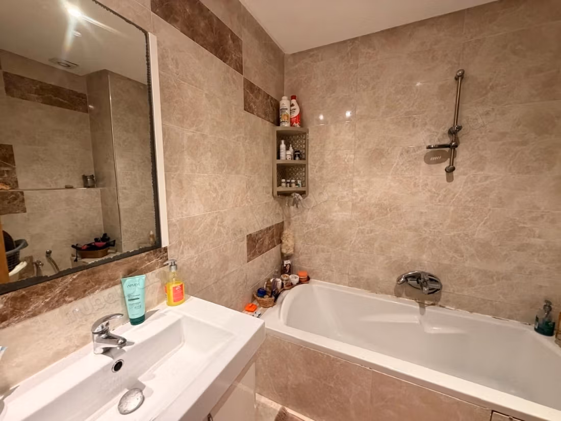 A vendre un appartement S3 à bhar lazreg