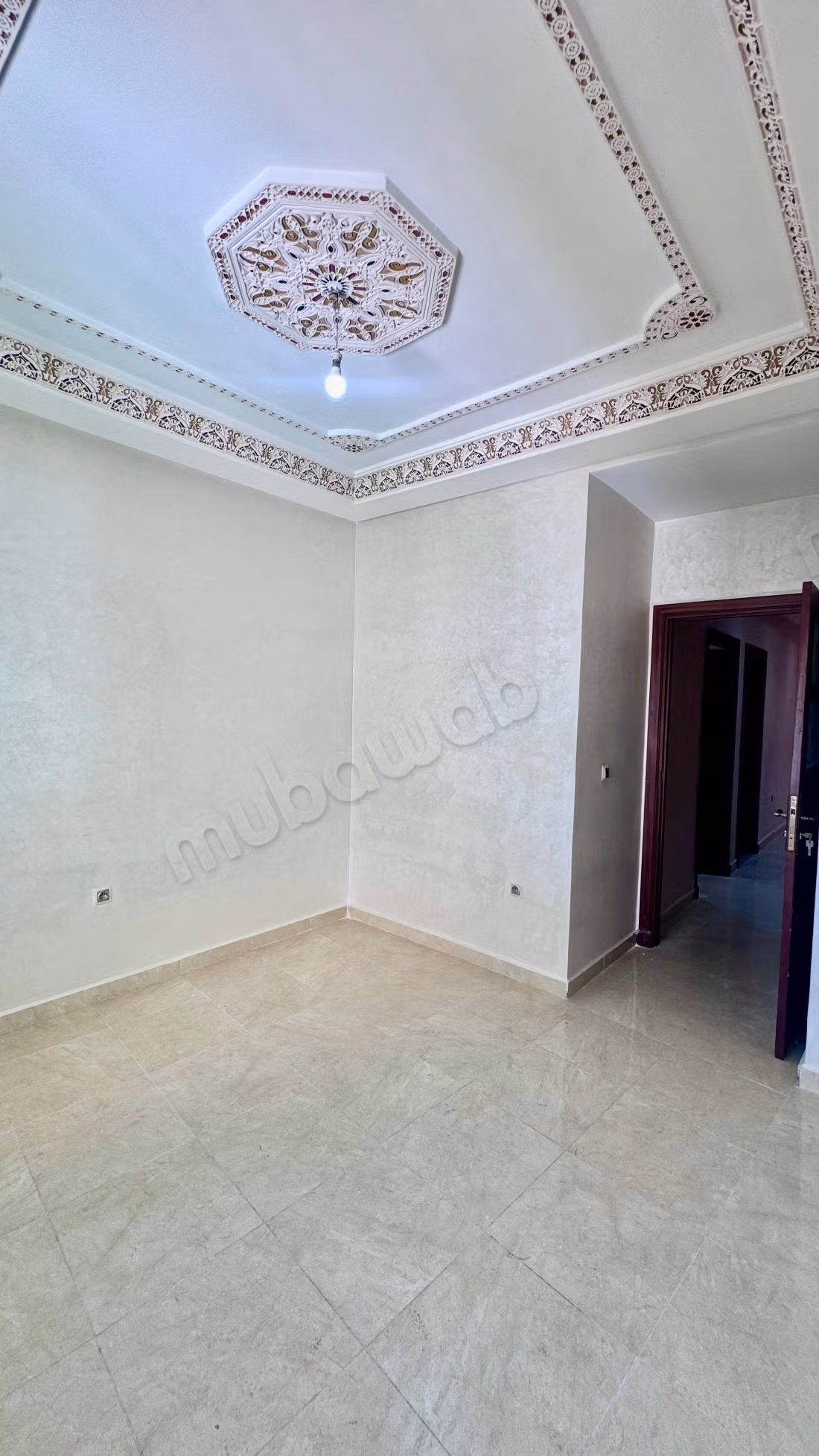 Apartamento vacío en alquiler Golf Mesnana 3 habitaciones