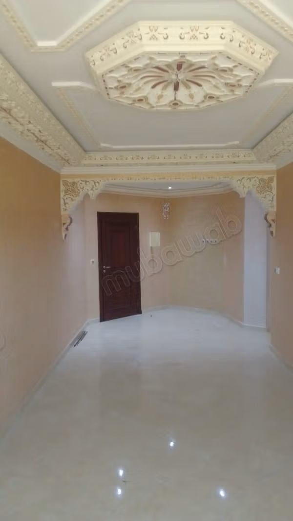 Appartment vide à louer 
golf mesnana