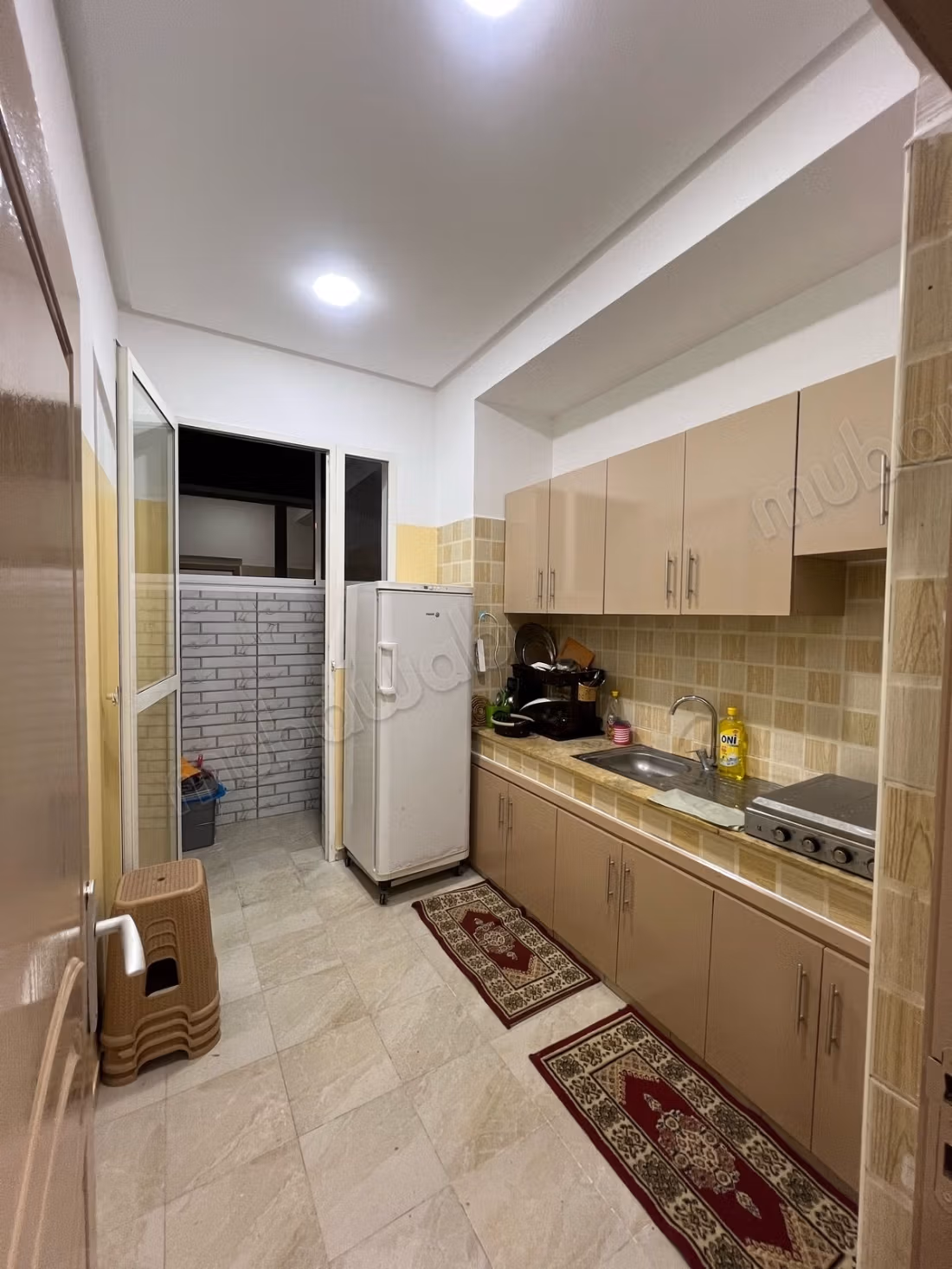 Appartement en location à Hay Salam.
Superficie 70 m².
Meublé