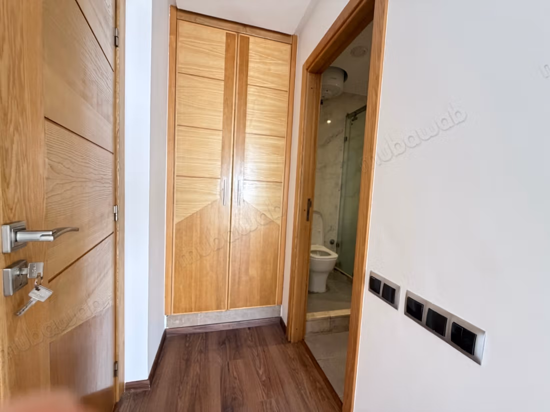 Apartamento en alquiler en Oasis. Superficie total 140 m². Plazas de aparcamiento y terraza
