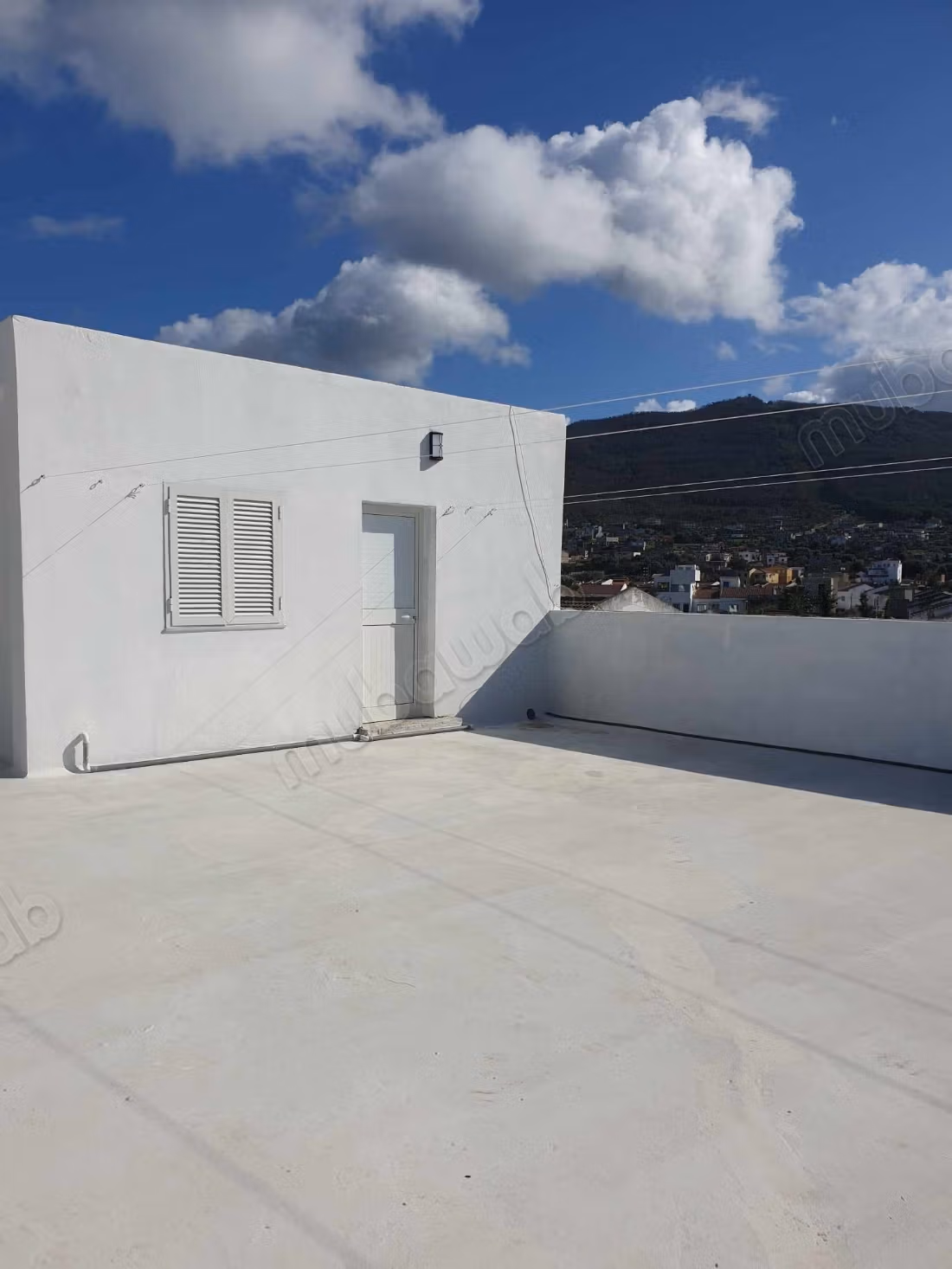 À VENDRE / Maison de 190 m² à Cité El Morjane