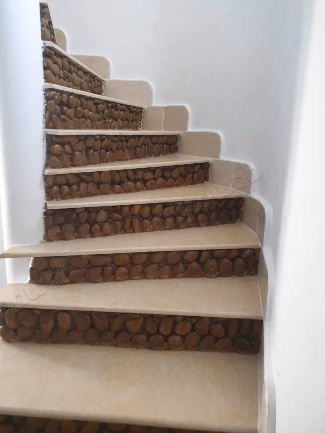 À VENDRE / Maison de 190 m² à Cité El Morjane