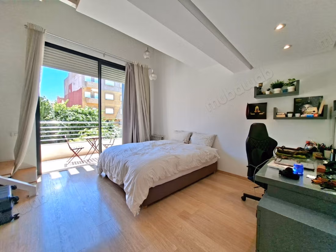 Luxe villa te koop met zeezicht