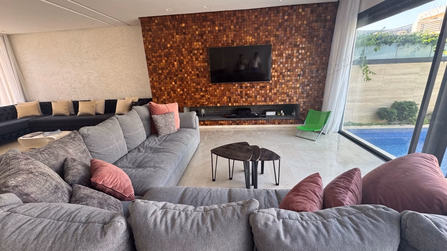Prachtige villa te koop in Dar Bouazza jacque beach. 4 slaapkamers. Gemeubileerd