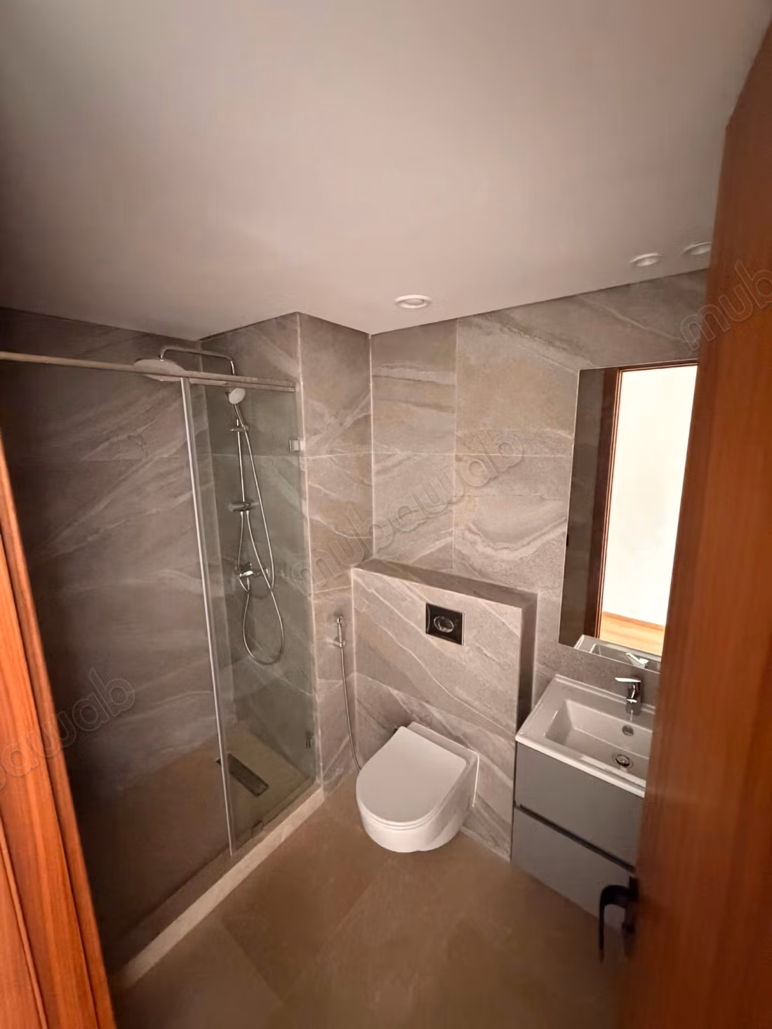 Affitto di un appartamento a Oasis. Superficie di 100 m²
