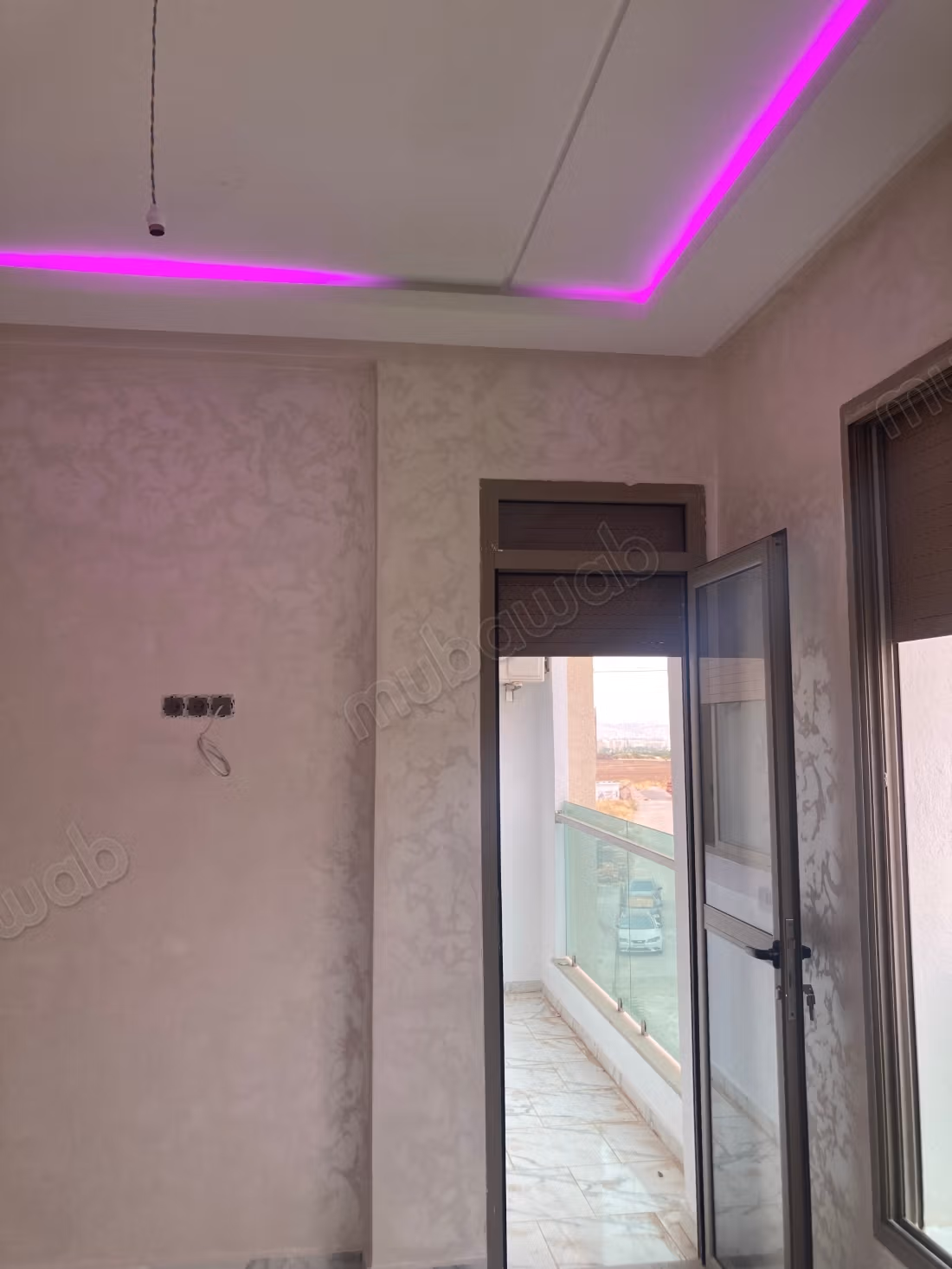 Appartement à vendre à Riad. 3 chambres agréables. Salon Marocain, sécurité