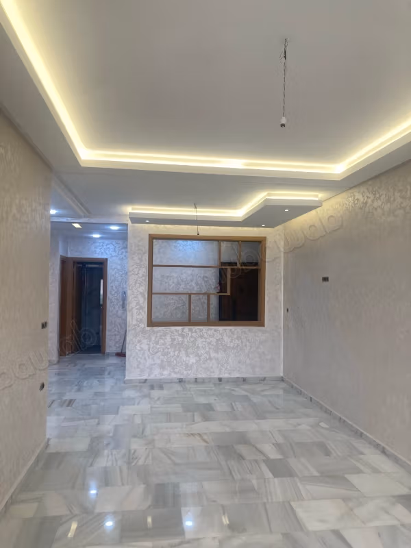 Appartement te koop in Riad. 3 comfortabele slaapkamers. Marokkaanse woonkamer, beveiliging