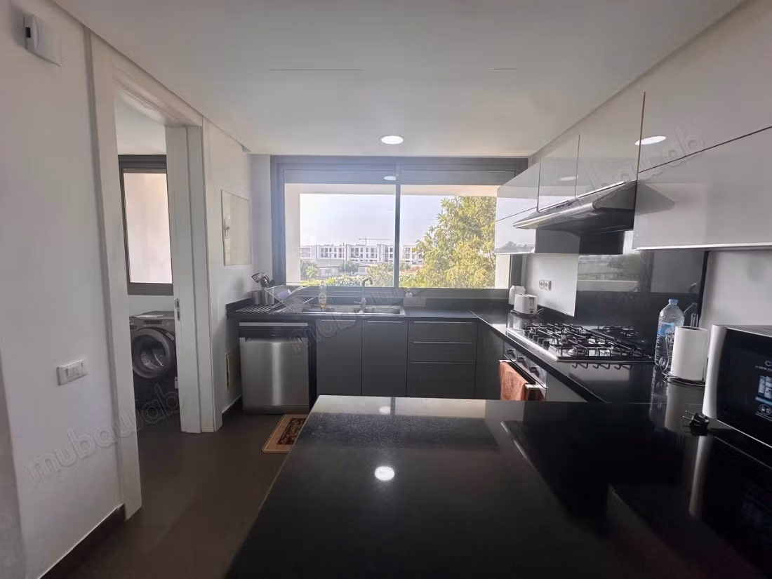 Zeer mooi gemeubileerd appartement te huur in Bouskoura