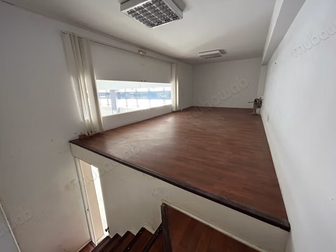 Negozio in vendita a Sfax con parcheggio sotterraneo