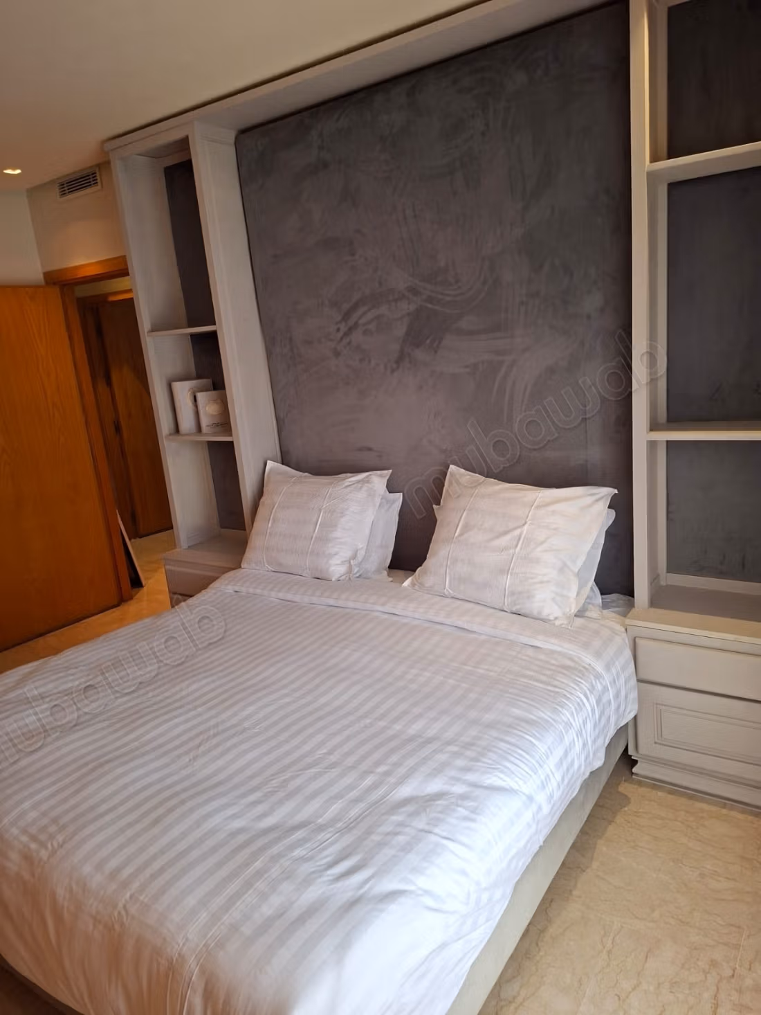 Location d'un appartement à Palmier.
Surface de 166 m².
Bien meublé