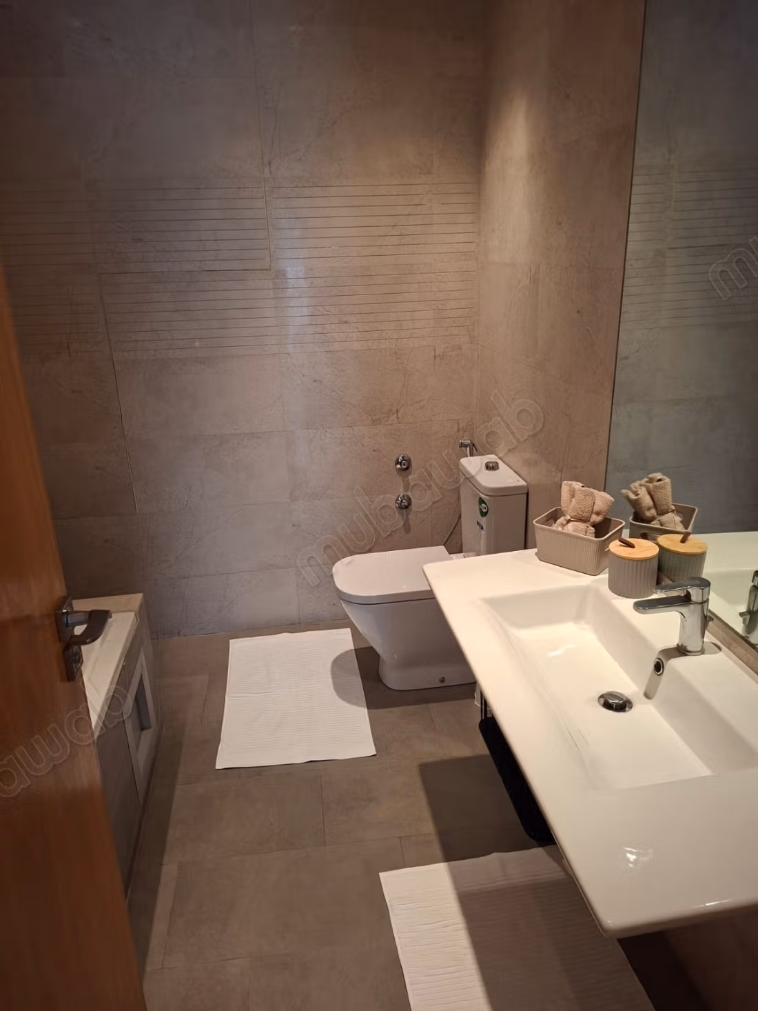 Location d'un appartement à Palmier.
Surface de 166 m².
Bien meublé