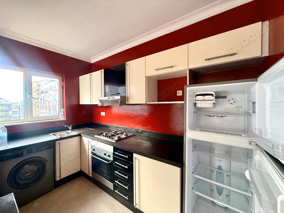 En Location Vide: Magnifique Studio en location vide aux Princesses Casablanca.
Immeuble Familiale sans Airbnb