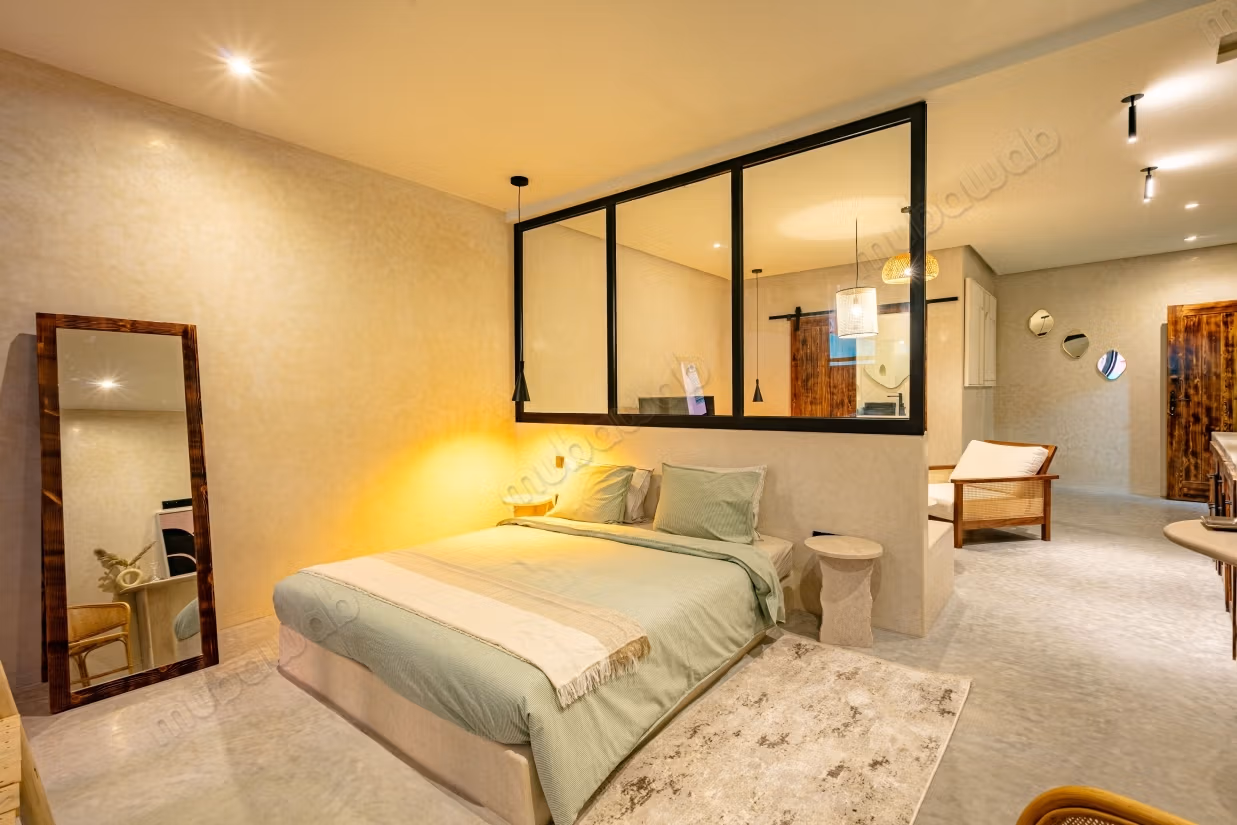 3 Gemeubileerde Suites met Jacuzzi