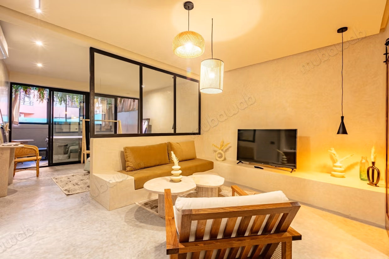 3 Gemeubileerde Suites met Jacuzzi