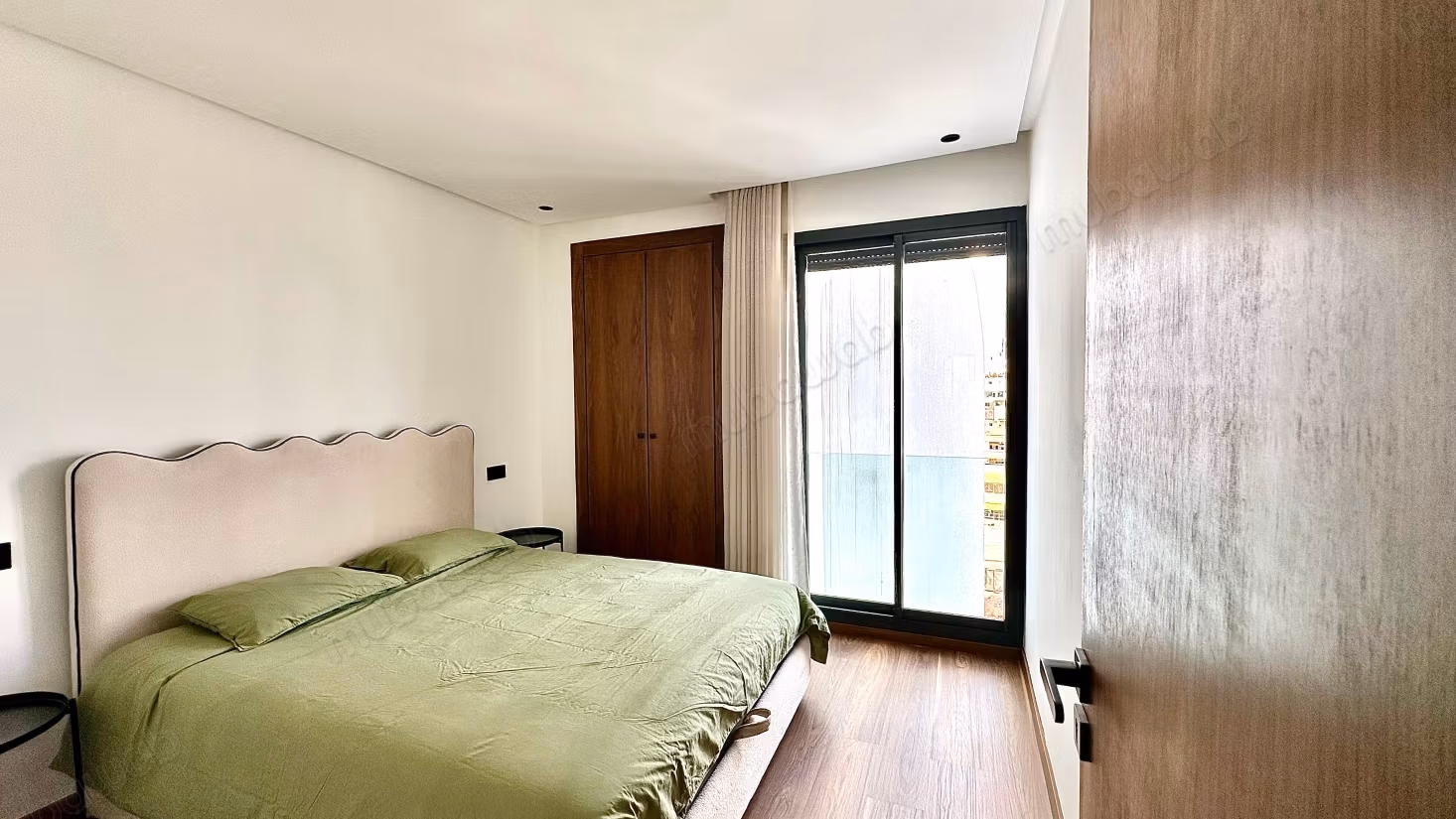 Rent this apartment in Les Princesses. Total area 48 m². Furnished
